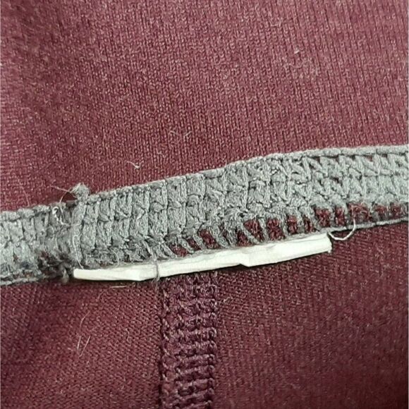 Fabletics High Waisted Statement Powerhold Capri Leggings - Picture 8 of 8